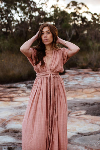 Stylish Maternity Dress - Comfy & Stylish Plus Size Friendly - Breastfeeding Friendly Dress Australia - Maternity Dress Hire - Chic Le Frique Ophelia Maxi Dress - Salmon Pink - Family Photoshoot Dress Hire