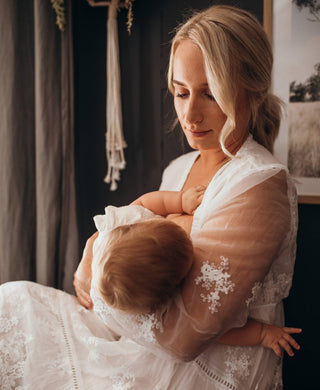 Family Photoshoot  Dress Hire - Coven & Co Lover Gown - Capture stunning photos in this romantic gown. Hire now for maternity and beyond!