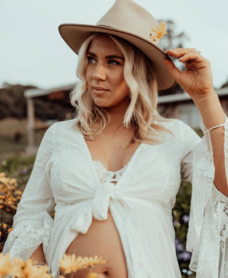 One Size Maternity Robe - Maternity Dress Hire - Coven & Co Stevie Robe