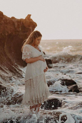 Spell Maggie Embroidered Midi Dress: Petite Maternity Dress For Sale - Dresses for Petite Ladies Australia - Petite Friendly Dress Australia