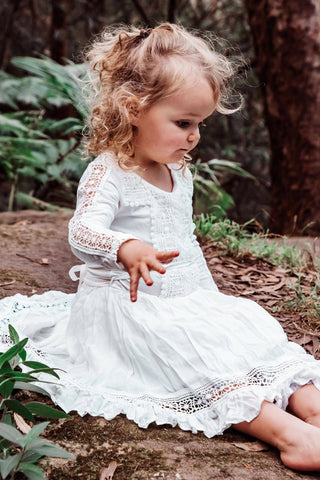 Fully Lined V-Shape Skirt - Tea Princess Ivory Harmony Dress - Girl Dresses For Hire