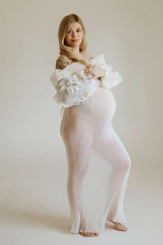 Glam maternity shoot dress hire