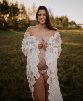 Show Your Bump with Willow White Lace Robe - Maternity Dress Hire