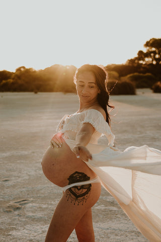 The Boho Shed Wanderlust Kimono: Maternity Dress Hire - Boho Maternity Robe - flaunt your baby bump maternity robe