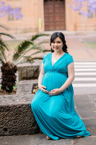 Chelsea Cotton Maternity Maxi Dress - Teal: Comfortable and breathable maternity dress for photoshoots