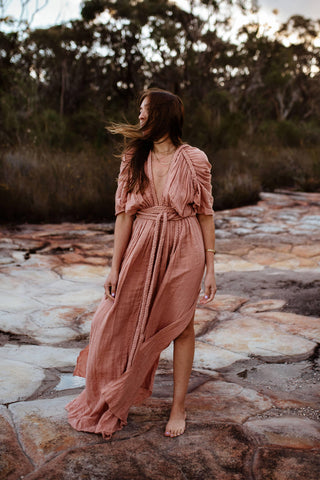 Plus-size maternity dress hire - Chic Le Frique Ophelia Maxi Dress - Salmon Pink - fits upto AUS 22 - Family Photoshoot Dress Hire