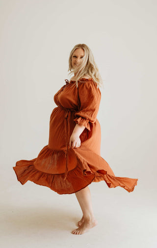 Plus size photoshoot dress hire