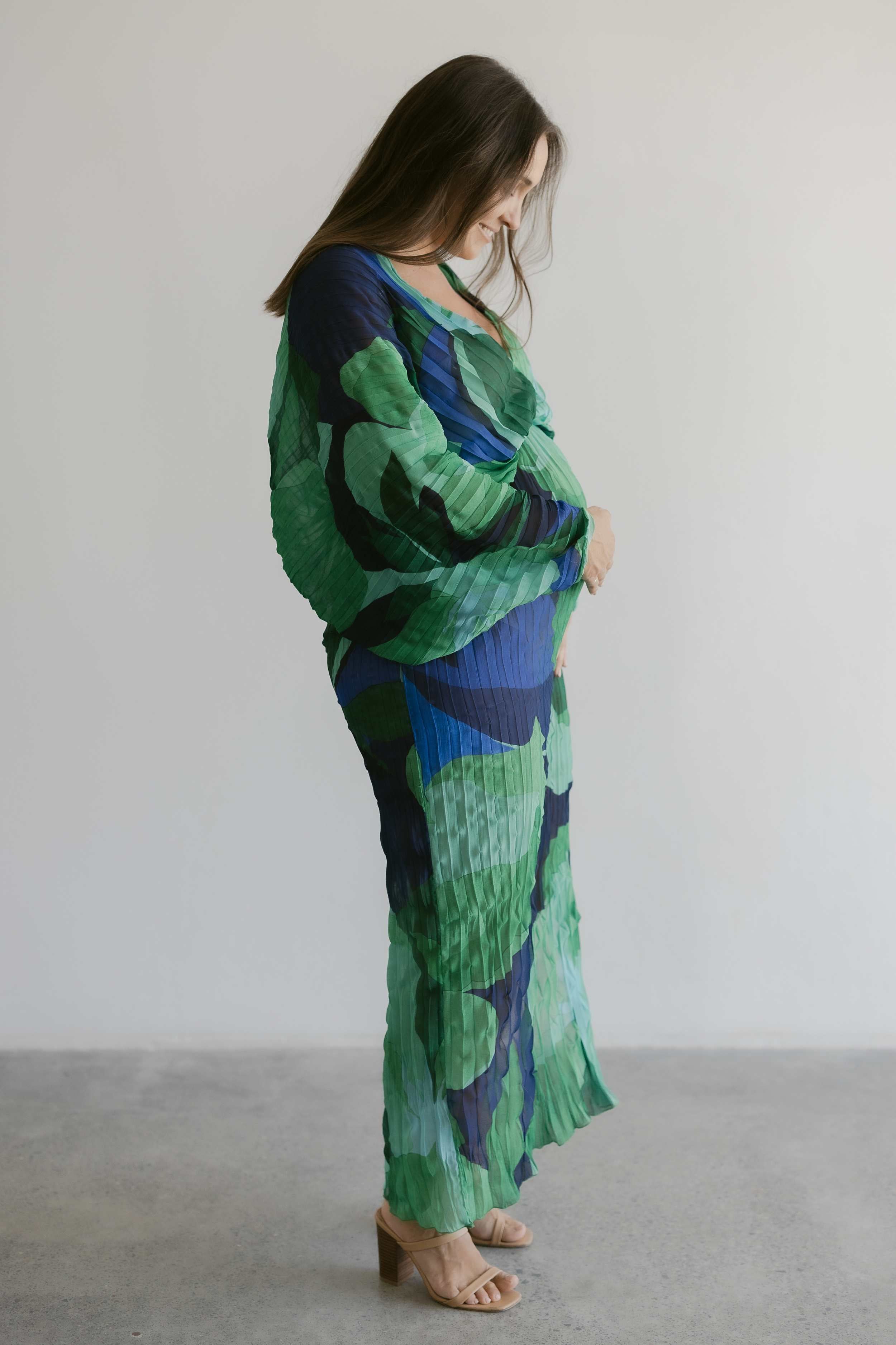 L'ide De Luxe Gown in Capri Green - Hire Now - Mama Rentals L'ide De Luxe Gown in Capri Green - Hire Now - Mama Rentals