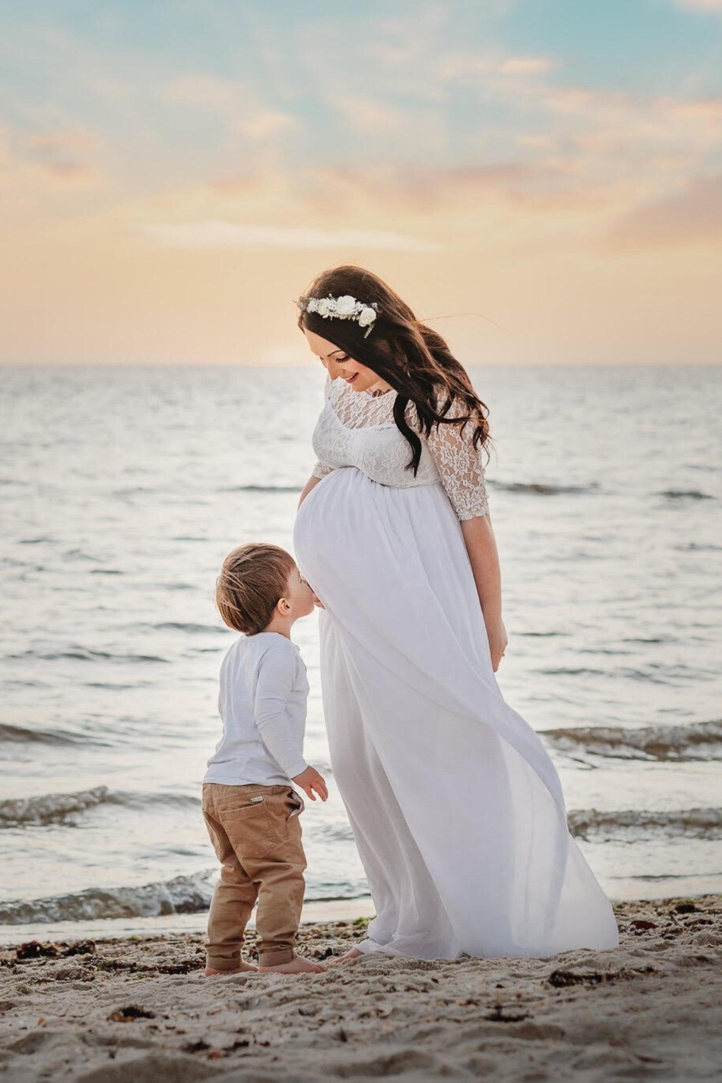 maternity maxi dress white HATCH Collection The Bianca in Premium stretch jersey Cheriluna Maternity Elegant 3D Floral