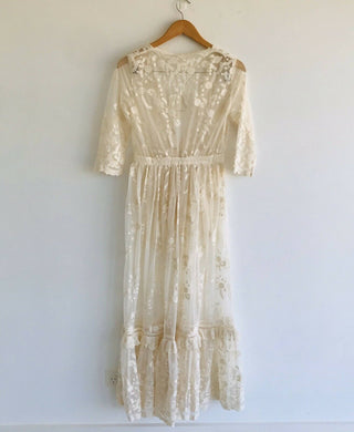 Cream Lace Robe Size XS to XL Available - Maternity Dress Hire - Spell Chloe Duster