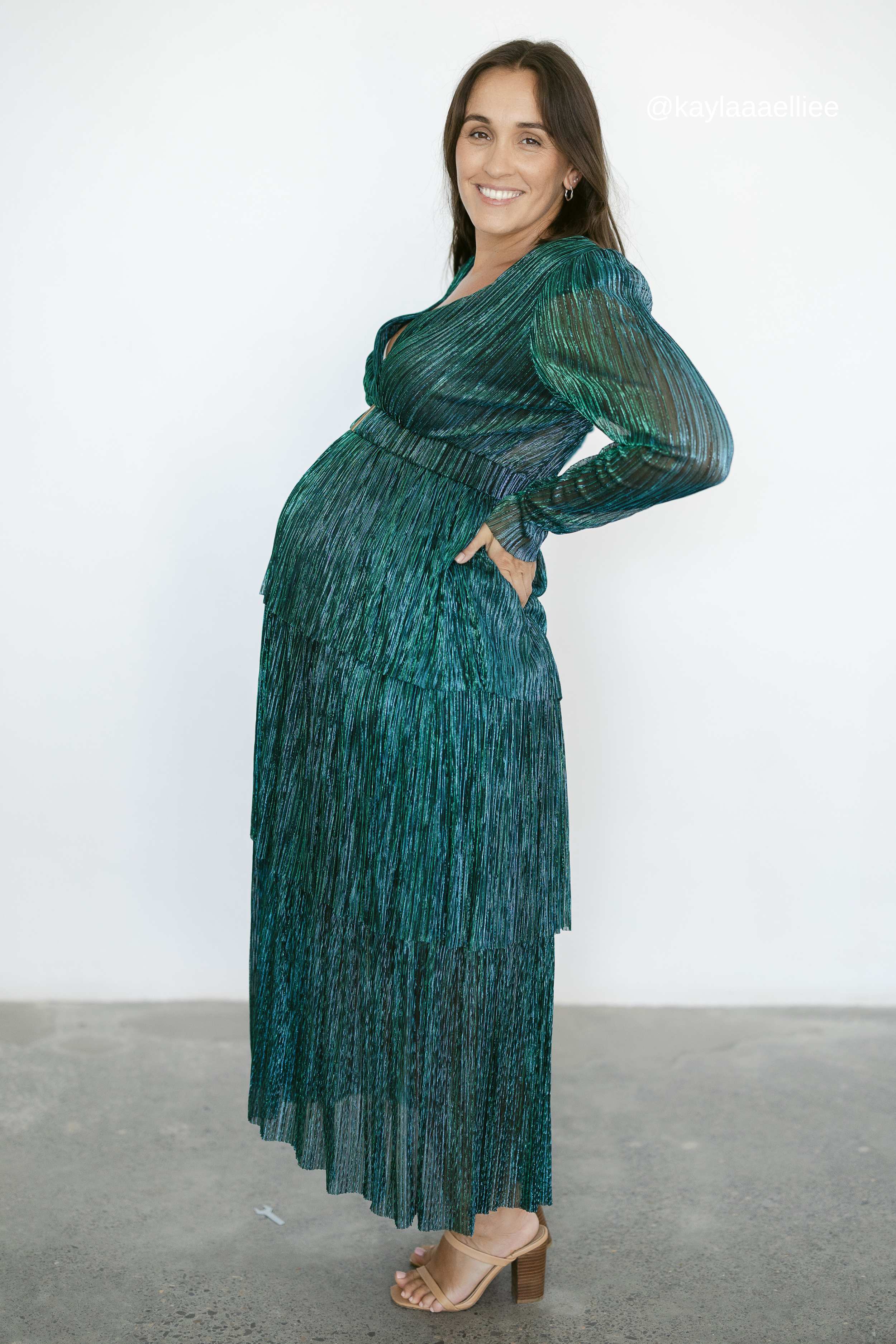 Sheike All That Sparkles Dress - Green | Mama Rentals Sheike All That Sparkles Dress - Green | Mama Rentals